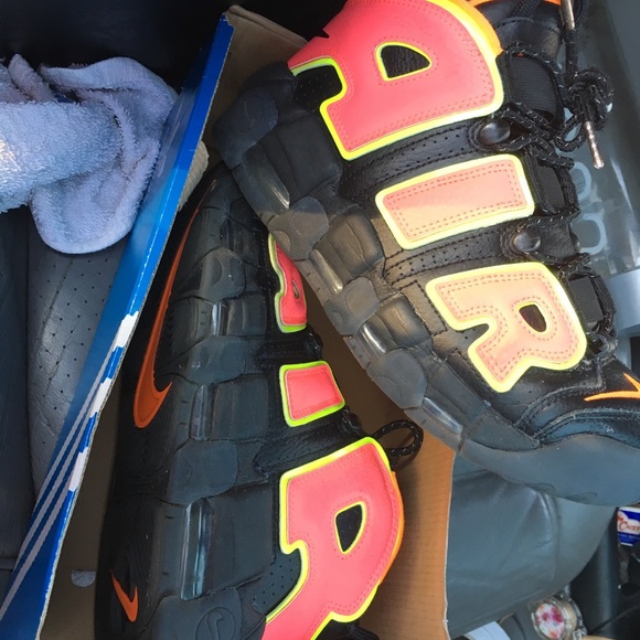 nike air - Picture 2 of 2